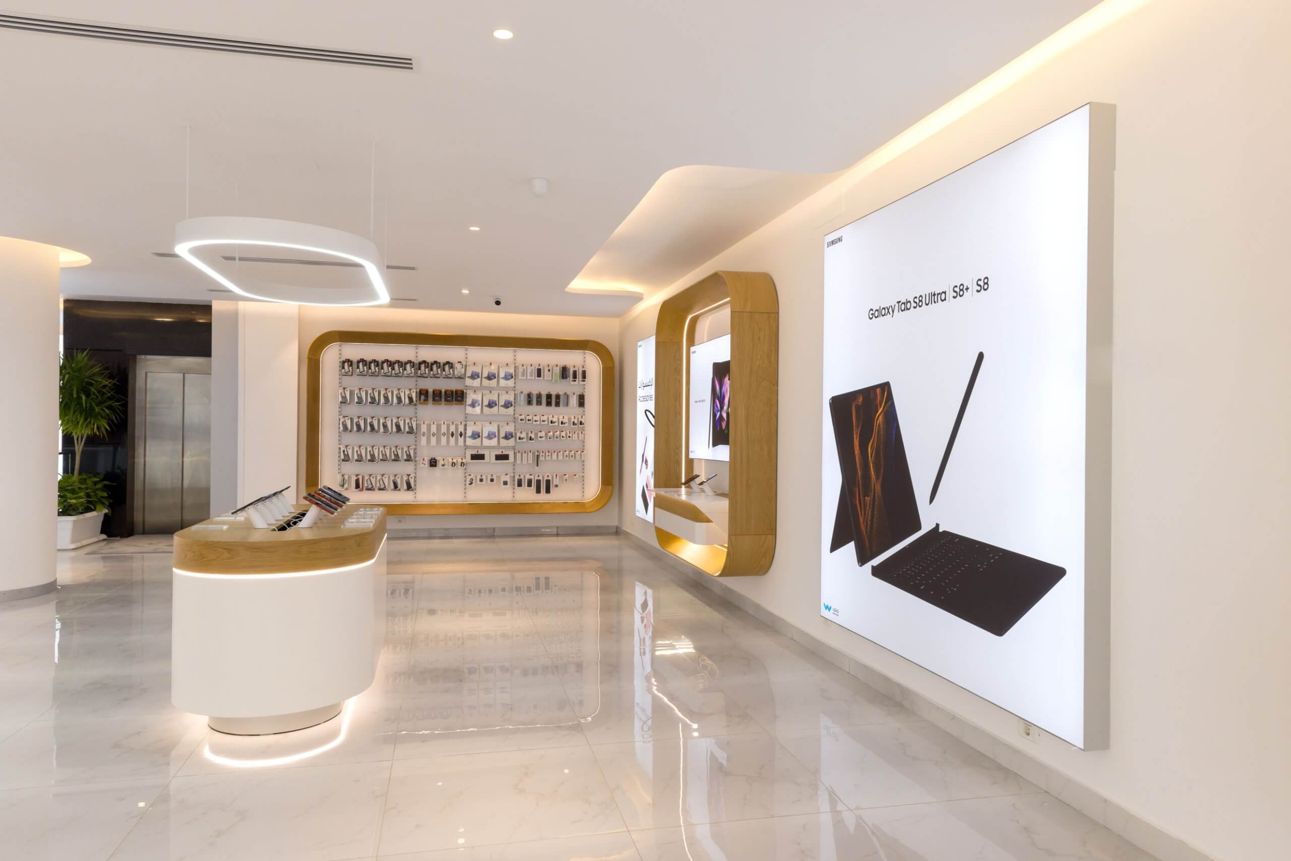 Al Watikon store interior: accessories wall and service counter